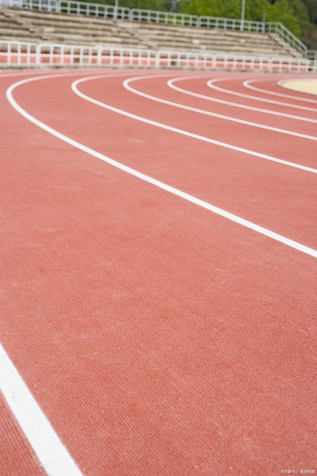 預(yù)制型塑膠跑道常見問題分析與應(yīng)對策略